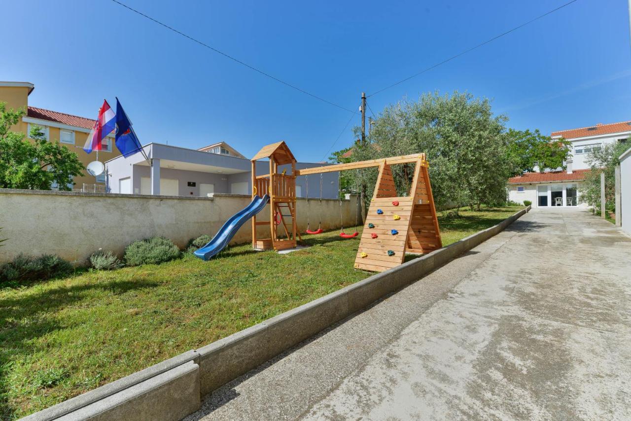 ザダル Hacienda Mia With Pool,Bbq,Free Parkingヴィラ エクステリア 写真