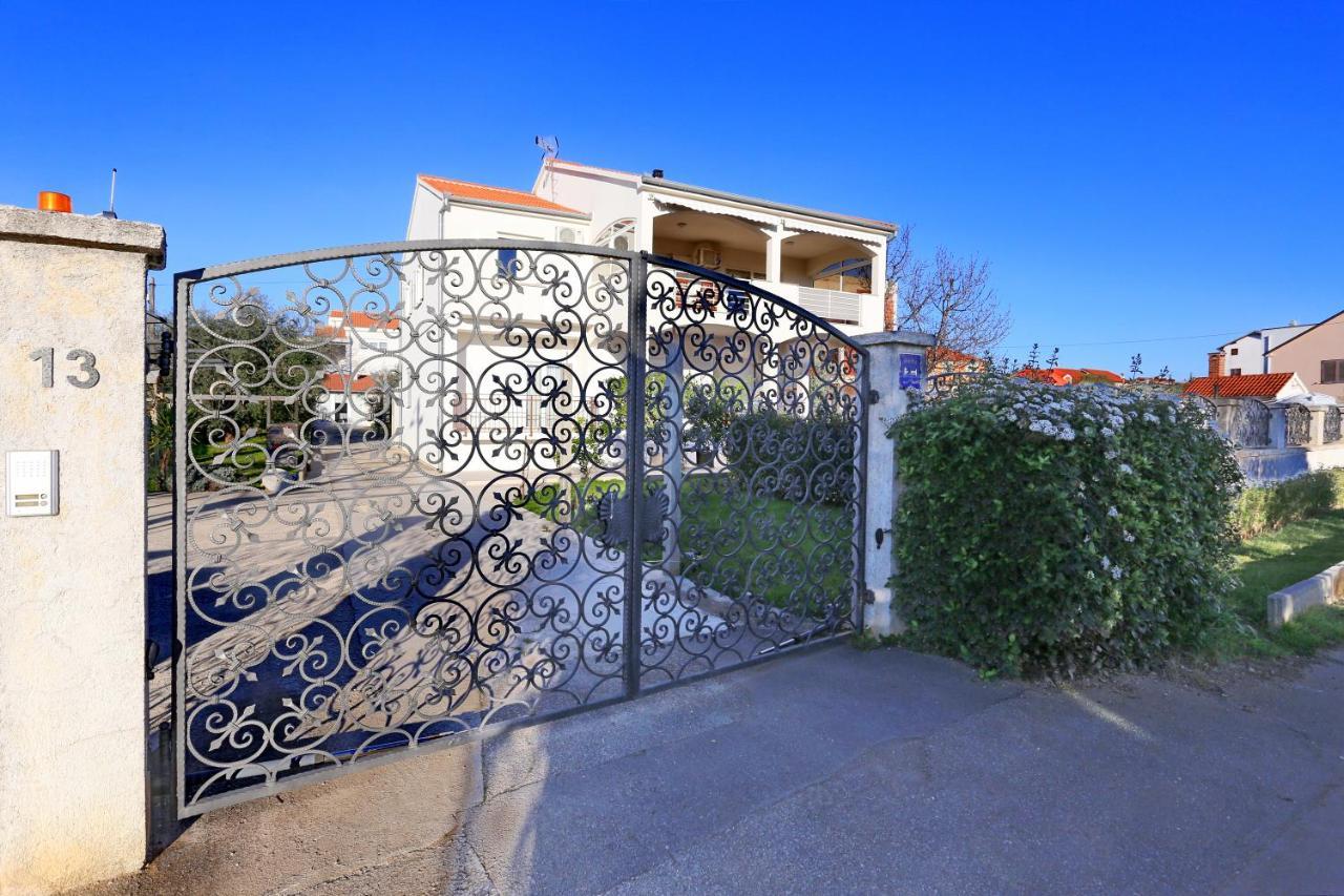 ザダル Hacienda Mia With Pool,Bbq,Free Parkingヴィラ エクステリア 写真